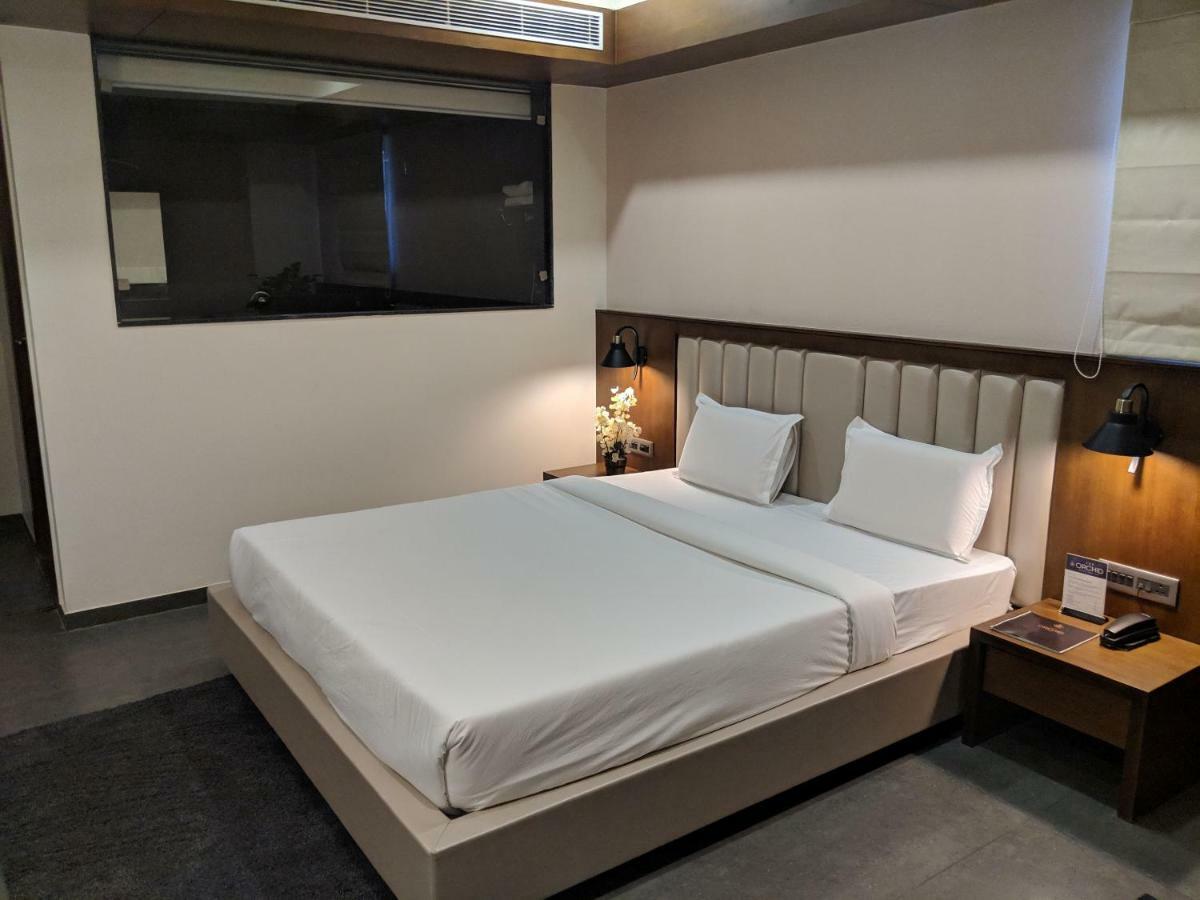 Hotel Avaante Ahmedabad Formerly Known As The Orchid Hotel Экстерьер фото